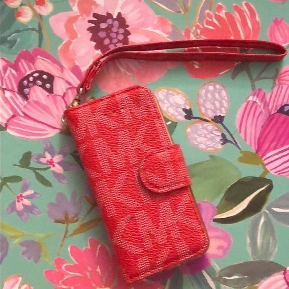 NEW IPHONE SE - Picture 4 of 7